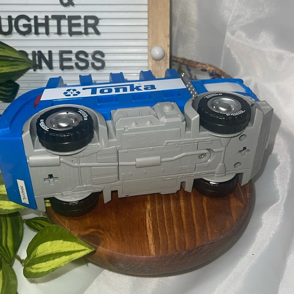 TONKA - RECYCLING TRUCK, MIGHTY FORCE - realistic LIGHTS & SOUNDS